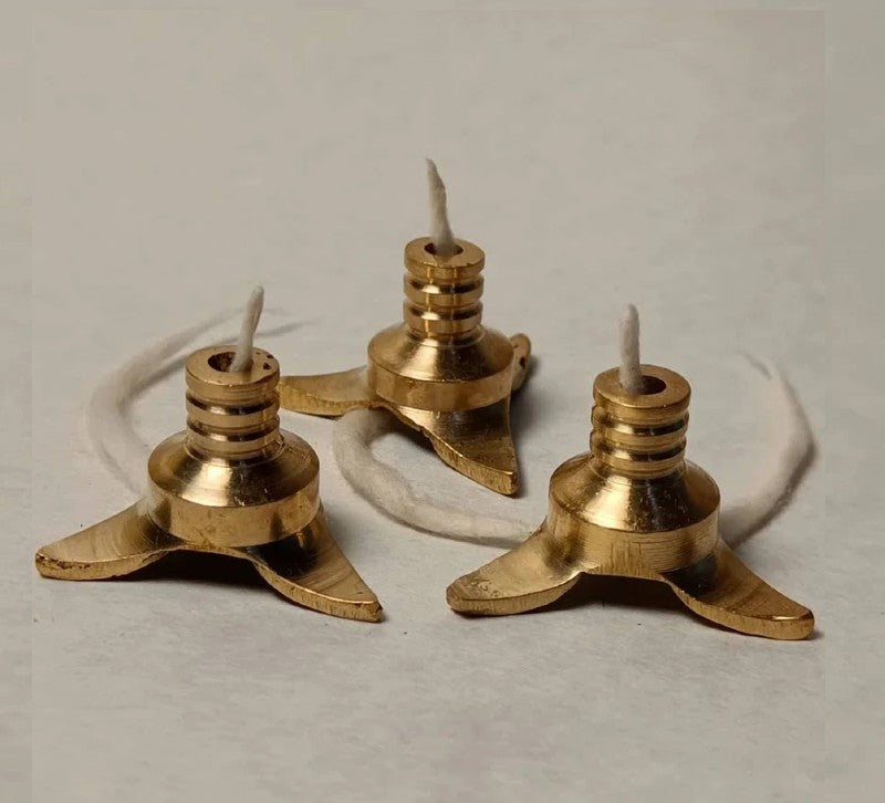 Triangular Thiri Holder (Set Of 3)